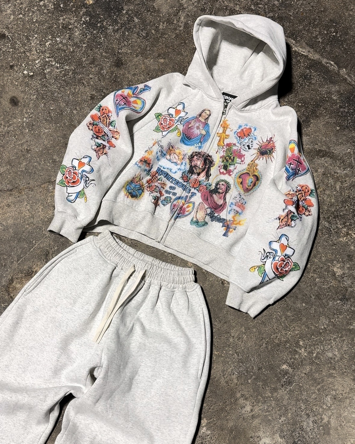 imgi_33_465623460_592327483149833_658077127943806858_n.webp We Are Righteous Risen King Zip Up White - Image 1